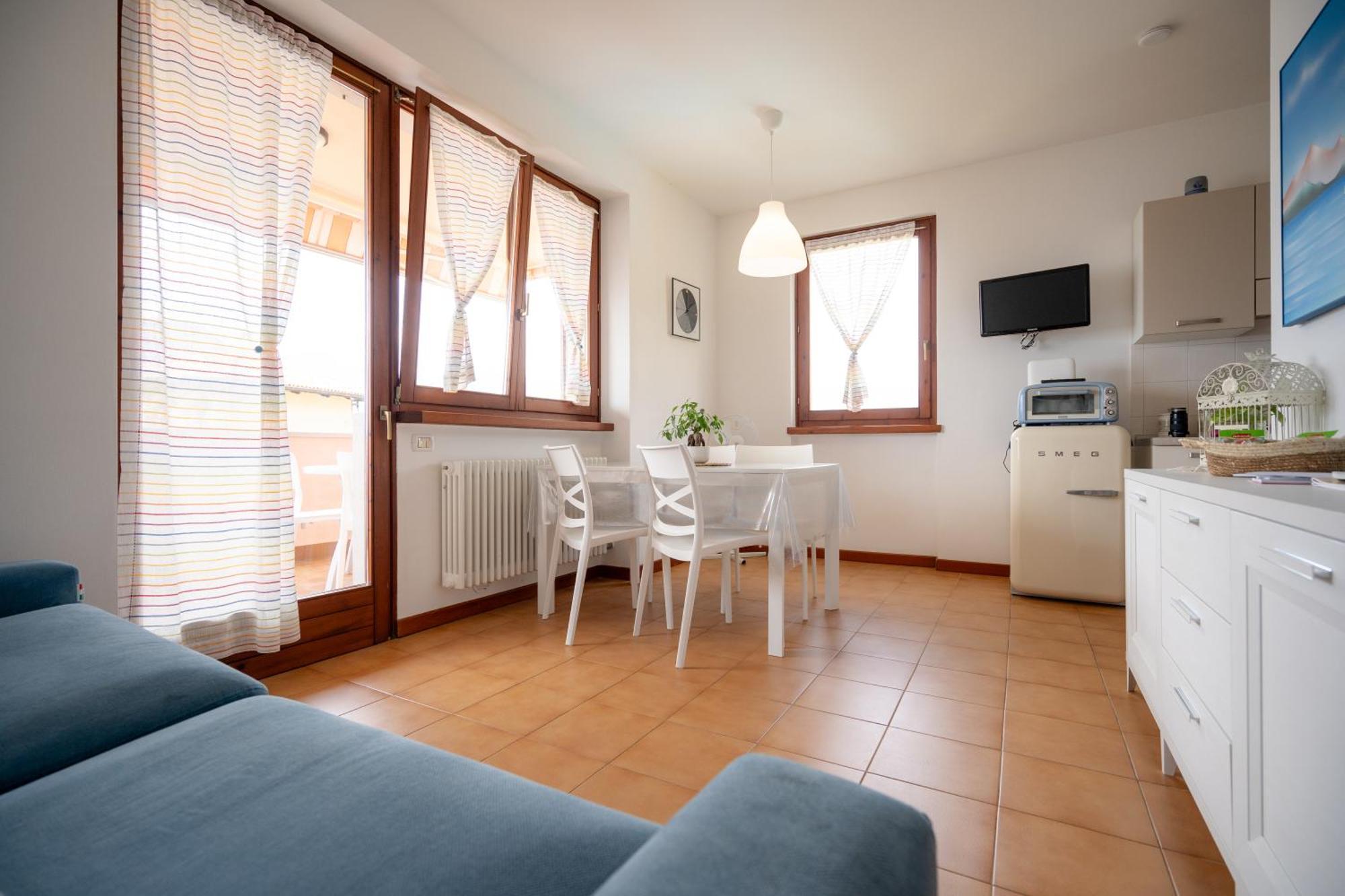 Le Vele Beth'S House Apartment เบรนโซเน ซูล การ์ดา ภายนอก รูปภาพ